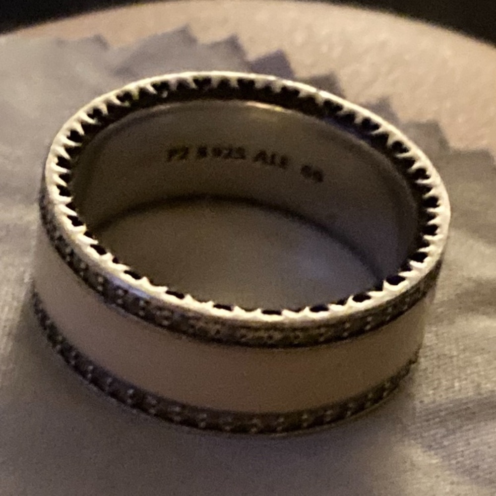 Pandora Hearts of Pandora sterling silver band (model 191024EN